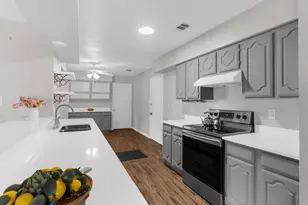 5801 Winell Dr, Garland, TX 75043 - Photo 13