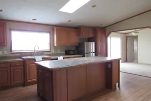 2009 Bluhm Rd, West, TX 76691 - Photo 5