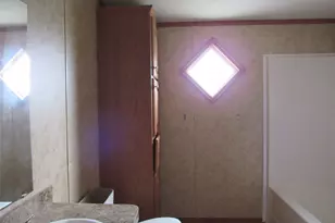 2009 Bluhm Rd, West, TX 76691 - Photo 13