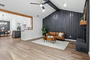 1910 Longmeadow Dr, Arlington, TX 76015 - Photo 9