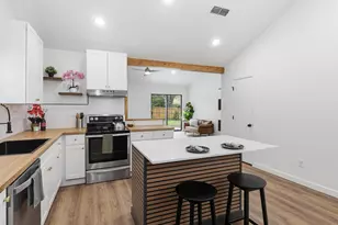 1910 Longmeadow Dr, Arlington, TX 76015 - Photo 3