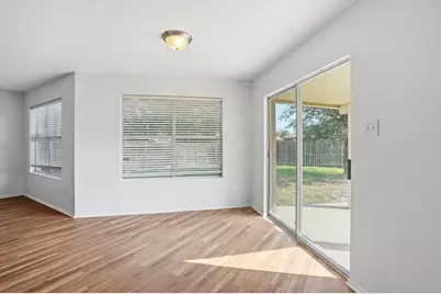 932 Robbins Way, Saginaw, TX 76179 - Photo 11