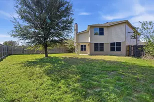 932 Robbins Way, Saginaw, TX 76179 - Photo 33