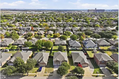 932 Robbins Way, Saginaw, TX 76179 - Photo 3