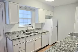 131 Ocean Dr, Gun Barrel City, TX 75156 - Photo 9