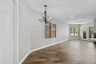 2312 Balsam Dr, Arlington, TX 76006 - Photo 9