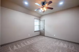 119 Comanche Dr, Greenville, TX 75402 - Photo 21