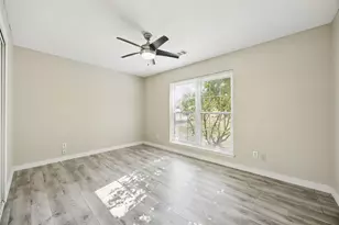 702 Shelmar Dr, Euless, TX 76039 - Photo 3