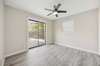 702 Shelmar Drive, Euless, TX 76039 - Photo 7