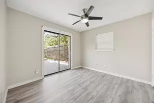 702 Shelmar Dr, Euless, TX 76039 - Photo 7