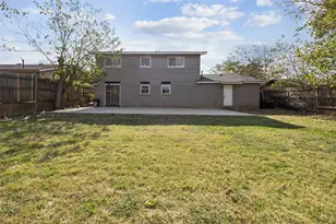 702 Shelmar Dr, Euless, TX 76039 - Photo 11