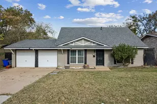 702 Shelmar Dr, Euless, TX 76039 - Photo 1