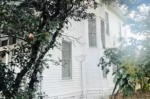 209 N Preston St, Ennis, TX 75119 - Photo 5