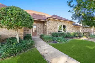 1106 Tahlequah Trail, Carrollton, TX 75007 - Photo 3