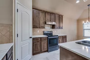 1615 Ridgemar Dr, Grand Prairie, TX 75051 - Photo 21