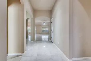 1615 Ridgemar Dr, Grand Prairie, TX 75051 - Photo 3