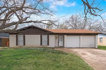 4809 Jordan Park Drive, Haltom City, TX 76117 - Photo 1