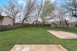 4809 Jordan Park Dr, Haltom City, TX 76117 - Photo 33