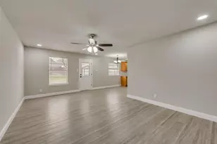 4809 Jordan Park Dr, Haltom City, TX 76117 - Photo 7