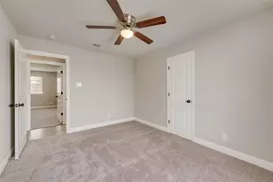 4809 Jordan Park Dr, Haltom City, TX 76117 - Photo 29