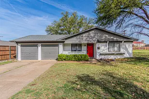 308 Franklin Dr, Euless, TX 76040 - Photo 1