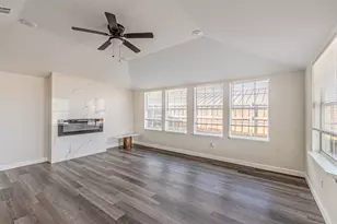 308 Franklin Dr, Euless, TX 76040 - Photo 23