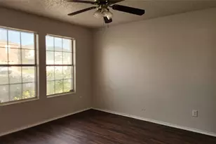 2931 Marco Dr, Grand Prairie, TX 75052 - Photo 5