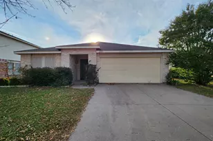 2931 Marco Dr, Grand Prairie, TX 75052 - Photo 1