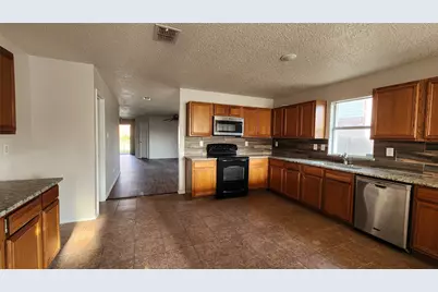 2931 Marco Drive, Grand Prairie, TX 75052 - Photo 17