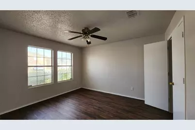 2931 Marco Drive, Grand Prairie, TX 75052 - Photo 7