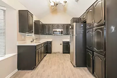 1450 Cromwell Court, Lancaster, TX 75134 - Photo 7