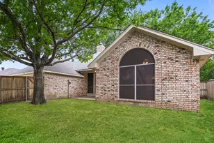 1450 Cromwell Ct, Lancaster, TX 75134 - Photo 15