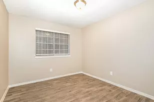 1450 Cromwell Ct, Lancaster, TX 75134 - Photo 11