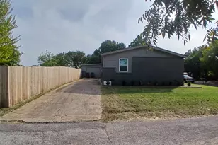 503 Windmere Cir, Corinth, TX 76210 - Photo 17