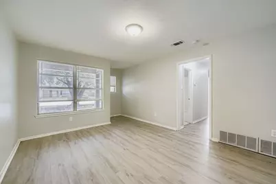 5117 Maryanna Way, North Richland Hills, TX 76180 - Photo 5