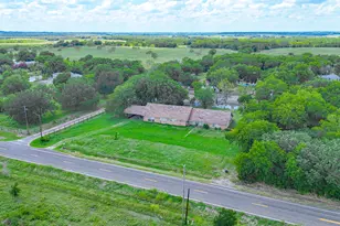 604 W Main St, Richland, TX 76681 - Photo 5