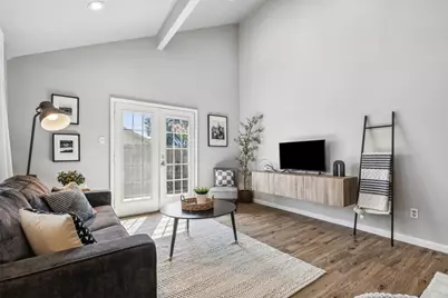 105 Yorkshire Court, Euless, TX 76040 - Photo 11