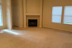 2729 Emerson Ln, Denton, TX 76209 - Photo 3