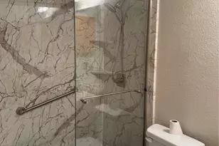 2729 Emerson Ln, Denton, TX 76209 - Photo 9