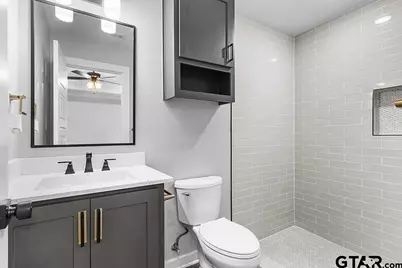 1204 Poplar Street, Marshall, TX 75670 - Photo 7