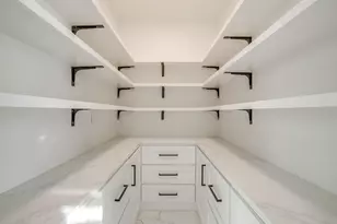 500 Flowering Plum Ln, Fort Worth, TX 76140 - Photo 9