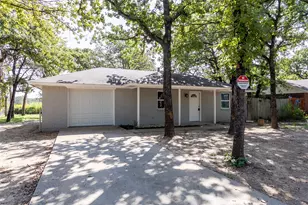 840 Red Oak Ct, Azle, TX 76020 - Photo 17