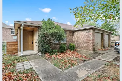 722 Prairie Creek Drive, Princeton, TX 75407 - Photo 1