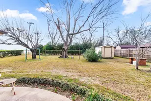 1301 Rose Ave, Cleburne, TX 76033 - Photo 19