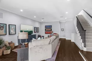 2222 Worthington St, Dallas, TX 75204 - Photo 35