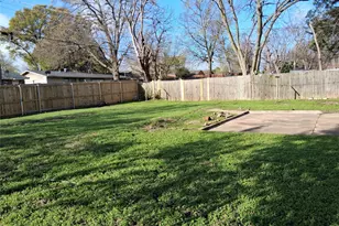 818 Emberwood Dr, Dallas, TX 75232 - Photo 5