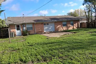 818 Emberwood Dr, Dallas, TX 75232 - Photo 3