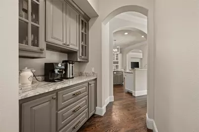 1817 Broken Bend Drive, Westlake, TX 76262 - Photo 9