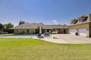 813 Shady Creek Dr, Kennedale, TX 76060 - Photo 35