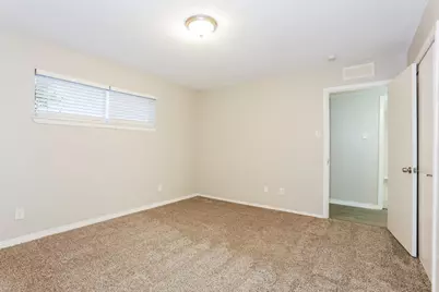 5123 Elkridge Drive, Dallas, TX 75227 - Photo 17
